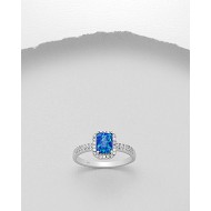 Bague en argent 925 décorée de CZ et d'opale bleu créée en laboratoire